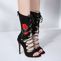 Heeled Boots Lace up -Black